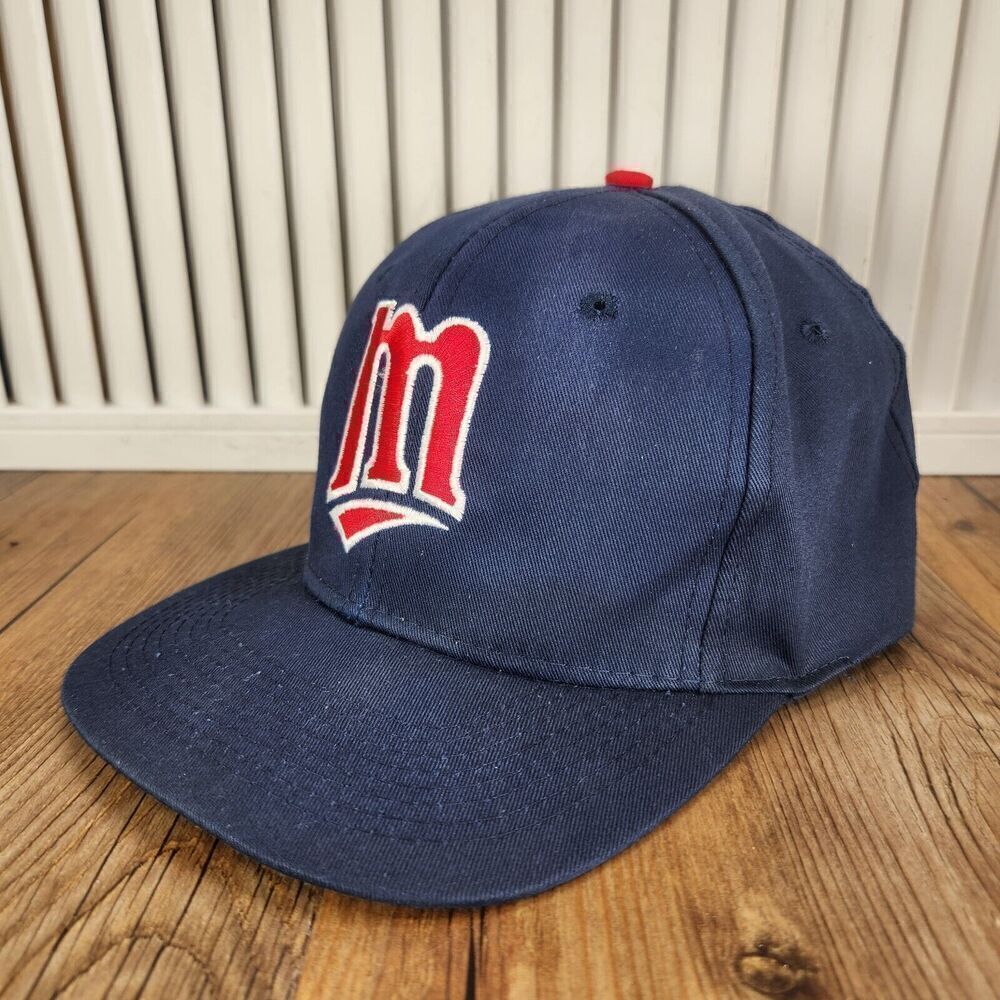 VTG Logo 7 Minnesota Twins Hat Cap Snapback Blue Mens MLB Baseball Team Logo